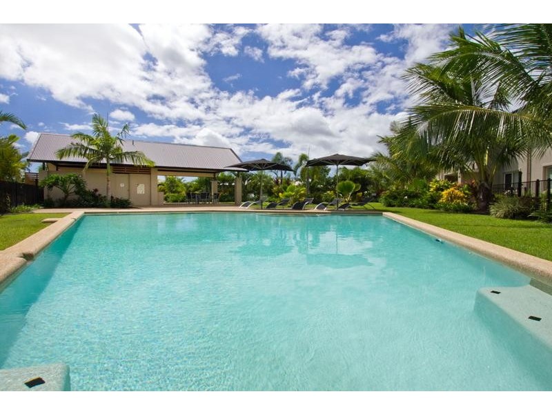 40/1 Ernest St, Redlynch QLD 4870