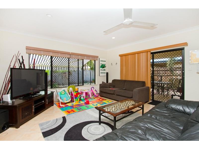6 Kirra Close, Kewarra Beach QLD 4879
