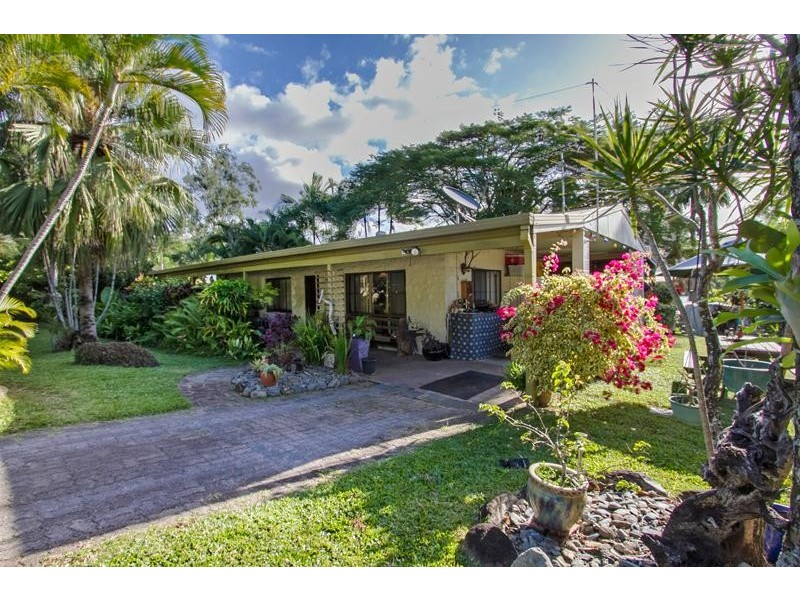 32 Moresby Street, Trinity Beach QLD 4879