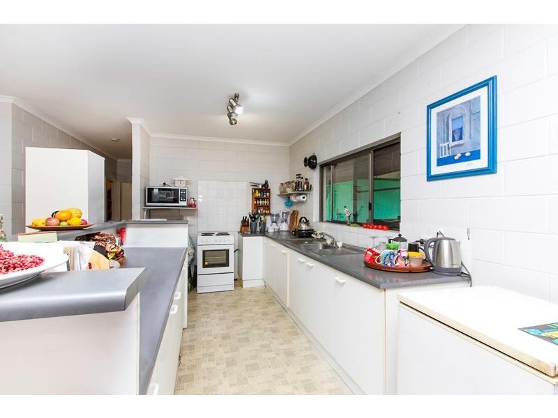 32 Moresby Street, Trinity Beach QLD 4879