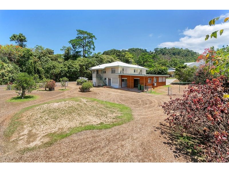 14 16 Maree Street, Freshwater QLD 4870