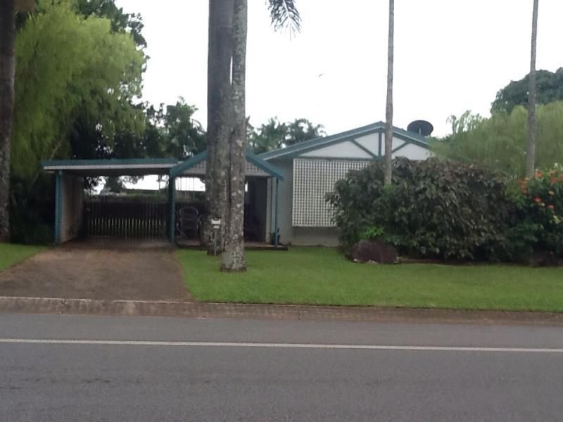 14 Michaelangelo Drive, Redlynch QLD 4870