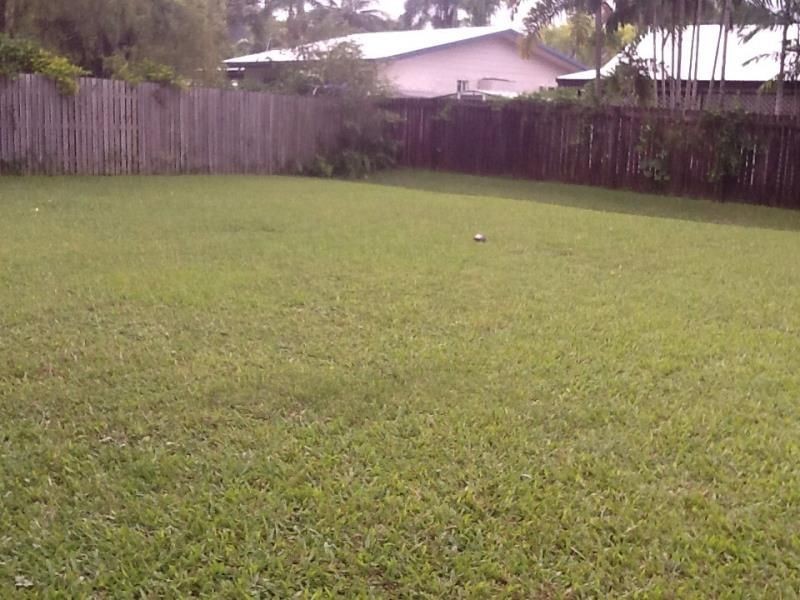 14 Michaelangelo Drive, Redlynch QLD 4870