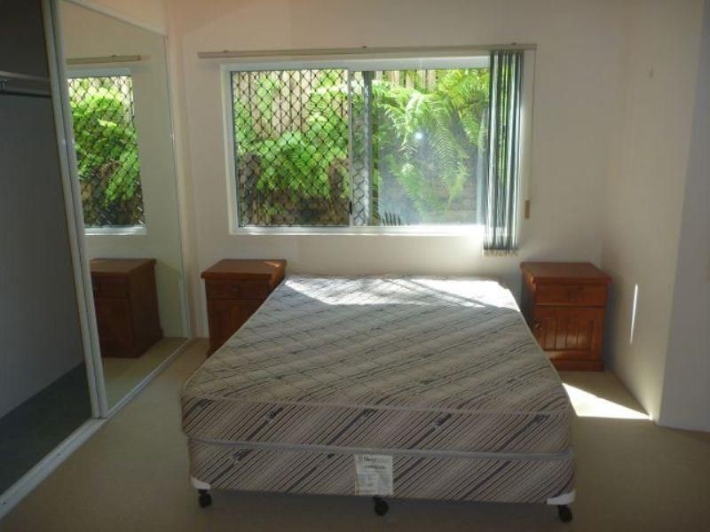 1/98-100 Moore Street, Trinity Beach QLD 4879