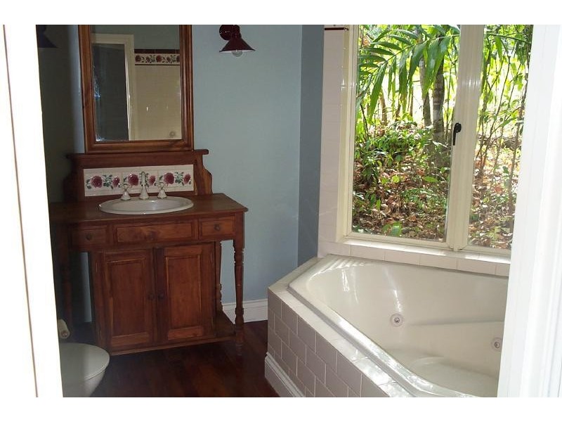 3 Cedrela Close, Cairns Rainforest Estate, Kamerunga QLD 4870