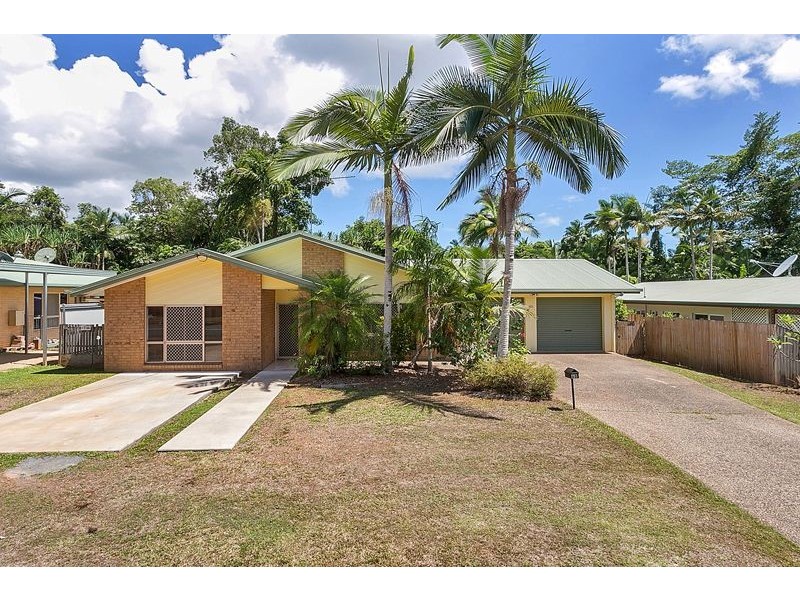 60 Callum Street, Mooroobool QLD 4870