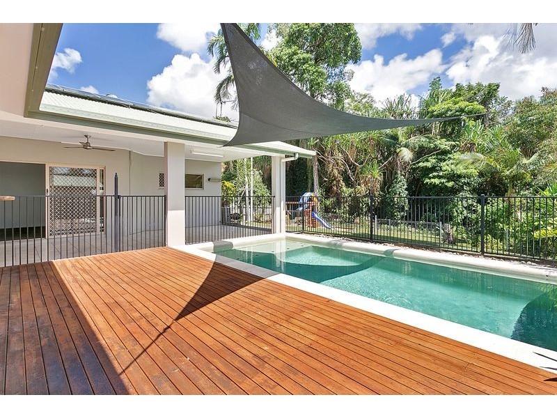 60 Callum Street, Mooroobool QLD 4870