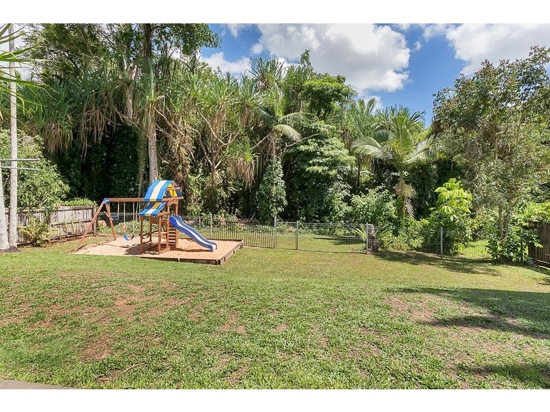 60 Callum Street, Mooroobool QLD 4870