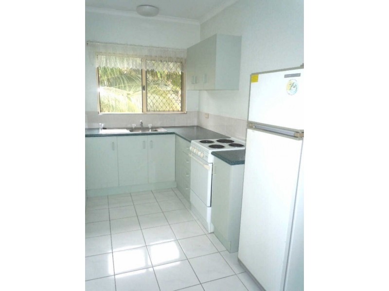 6/150 Pease Street, Manoora QLD 4870