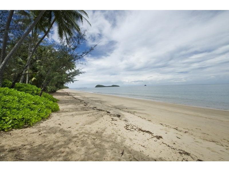 Palm Cove QLD 4879