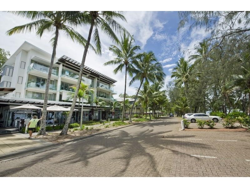 Palm Cove QLD 4879