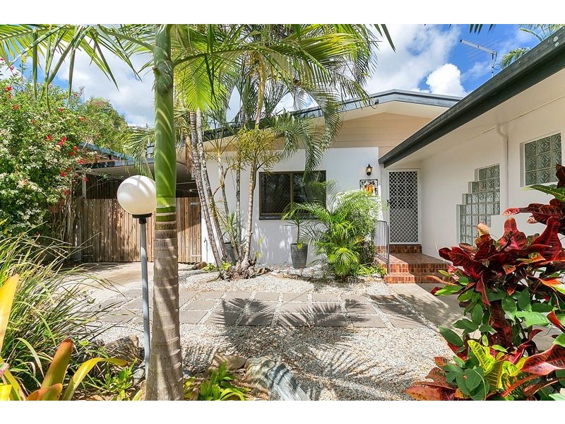 93 Sydney Street, Bayview Heights QLD 4868