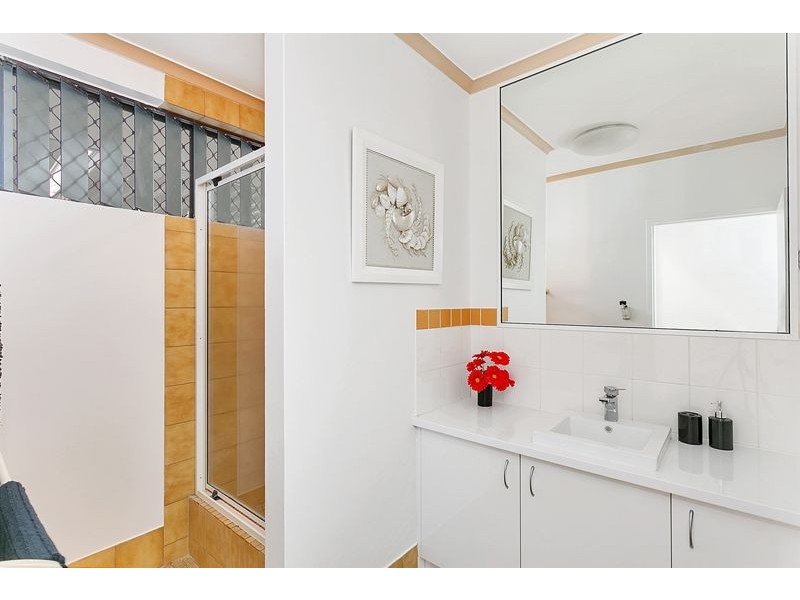 93 Sydney Street, Bayview Heights QLD 4868