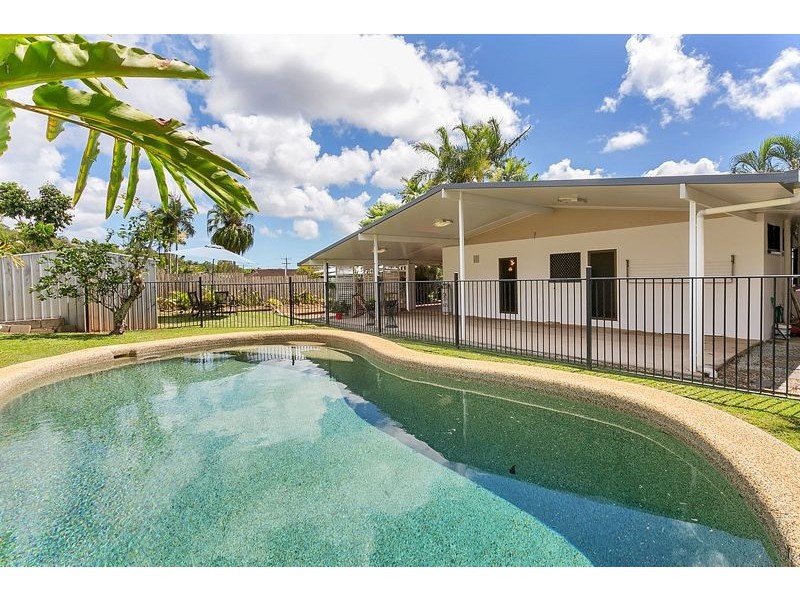 93 Sydney Street, Bayview Heights QLD 4868