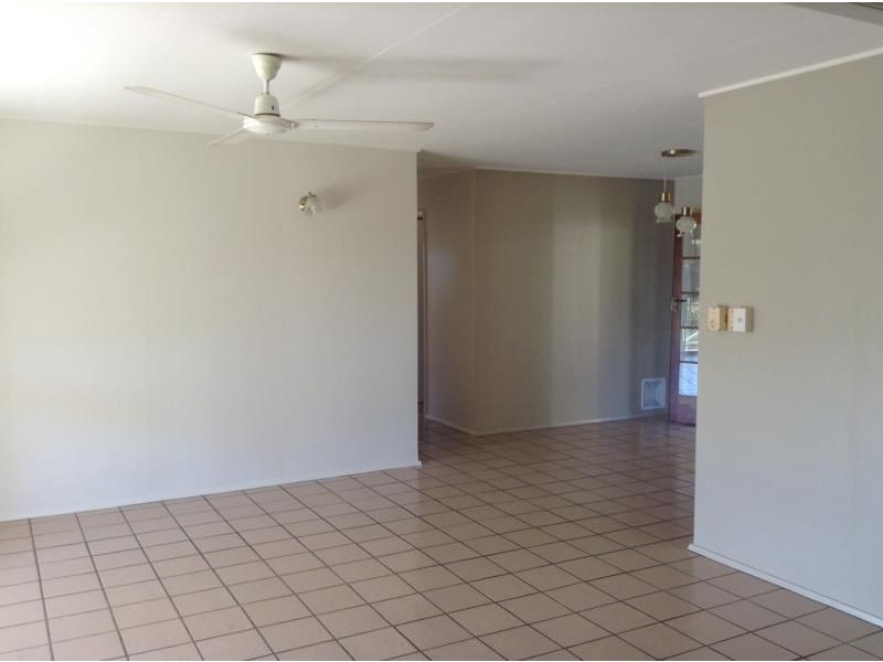 12 Maina Street, Earlville QLD 4870