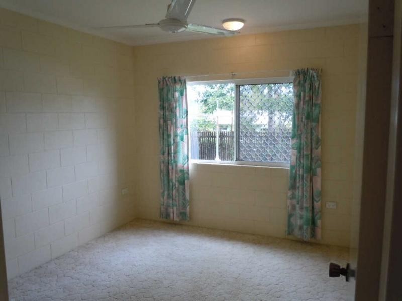 32 McFarlane Drive, Kanimbla QLD 4870