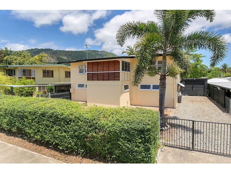 74 Balaclava Road, Earlville QLD 4870