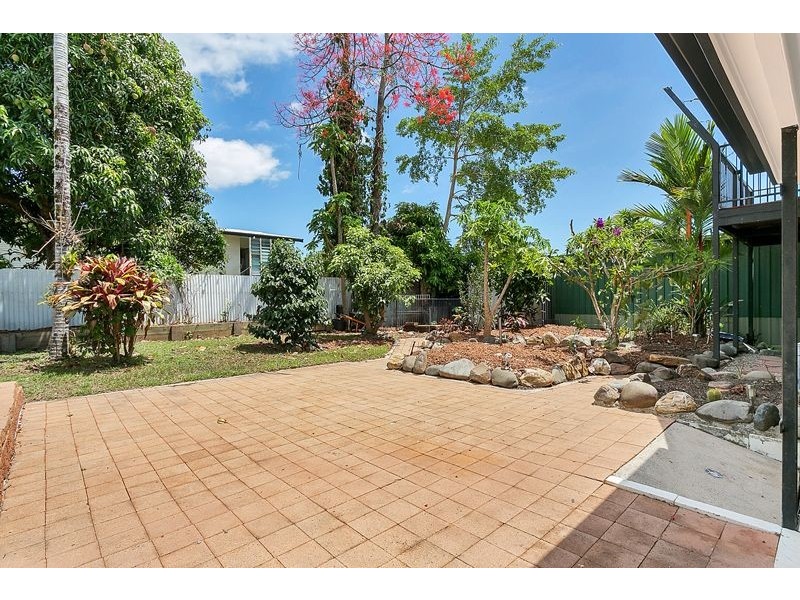 74 Balaclava Road, Earlville QLD 4870