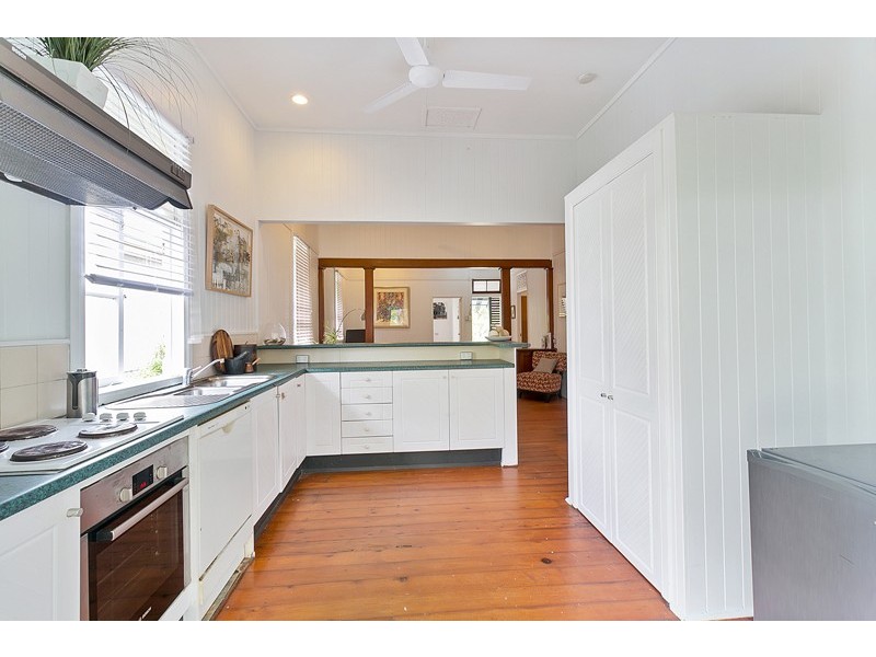 12 Cairns Street, Cairns North QLD 4870