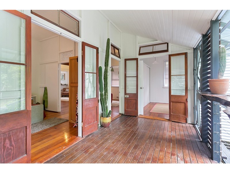 12 Cairns Street, Cairns North QLD 4870