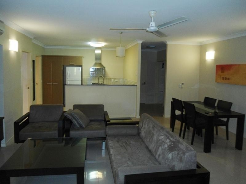 819/13-41 Mann St (AKA 819/12 Gregory St, Westcourt QLD 4870