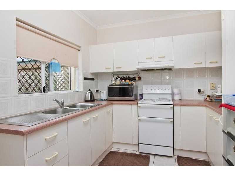 4/2 Grantala Street, Manoora QLD 4870