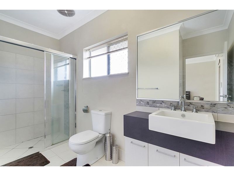 6 Aniston Street, White Rock QLD 4868