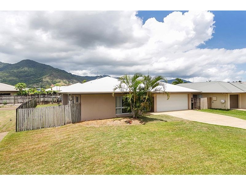 6 Aniston Street, White Rock QLD 4868