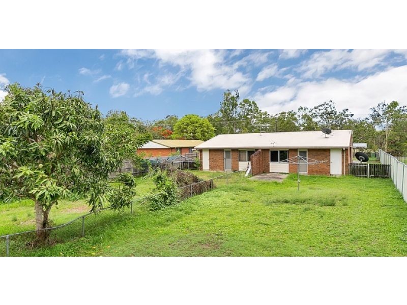 11 Hepburn Street, White Rock QLD 4868