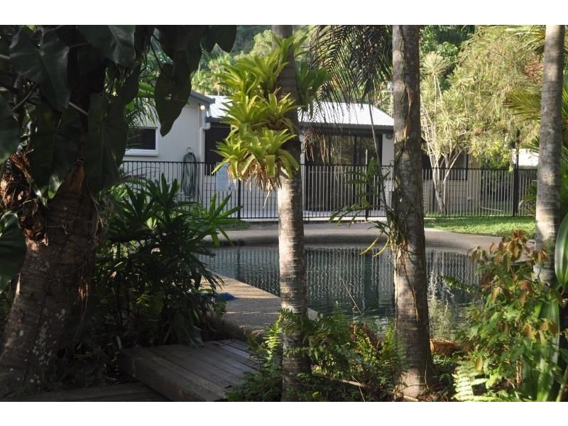 92 Hobson Drive, Brinsmead QLD 4870