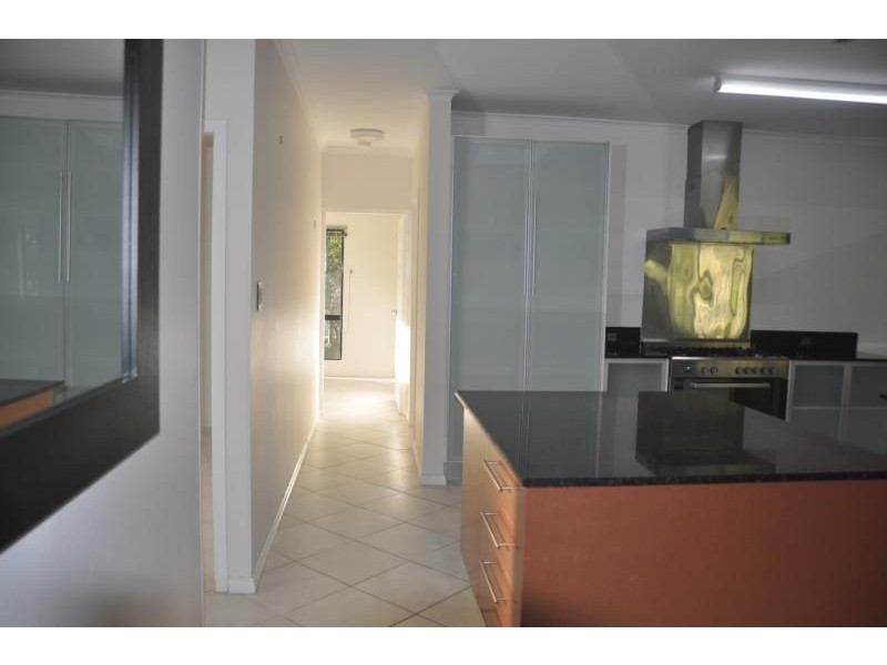 92 Hobson Drive, Brinsmead QLD 4870