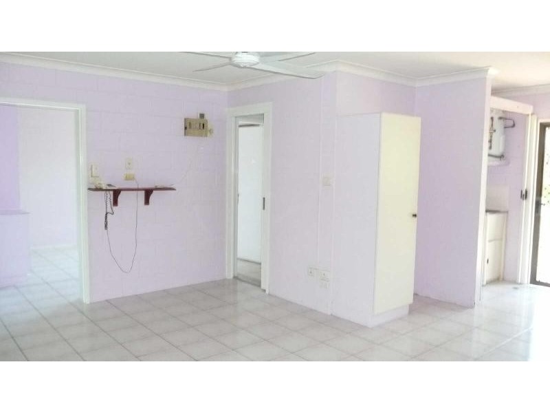 1/75 Boland Street, Westcourt QLD 4870