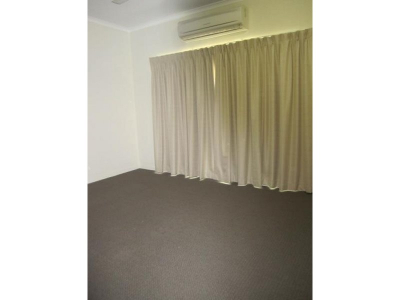 4/18 Digger Street, Cairns North QLD 4870