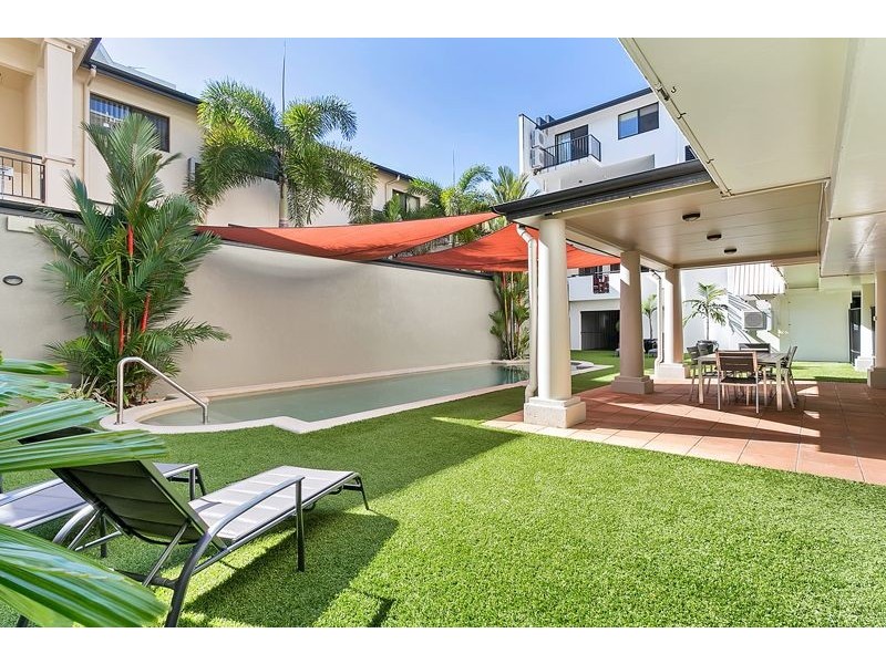 14/77 Spence Street, Cairns City QLD 4870