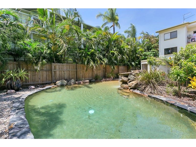 8/215 McLeod Street, Cairns North QLD 4870