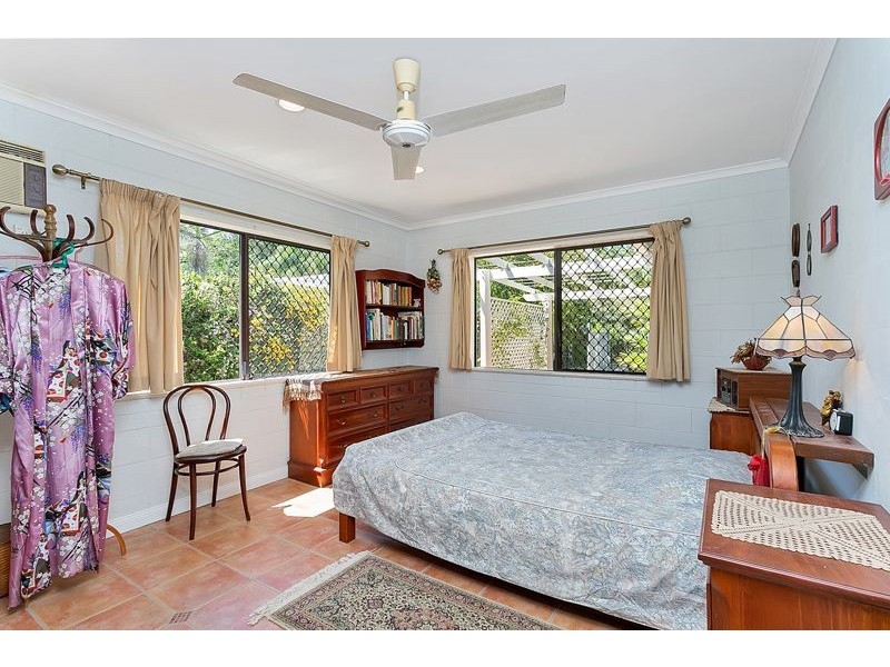 23 Centaur Street, Trinity Park QLD 4879