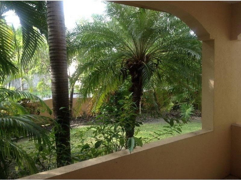 4/11 Springfield Crescent, Manoora QLD 4870