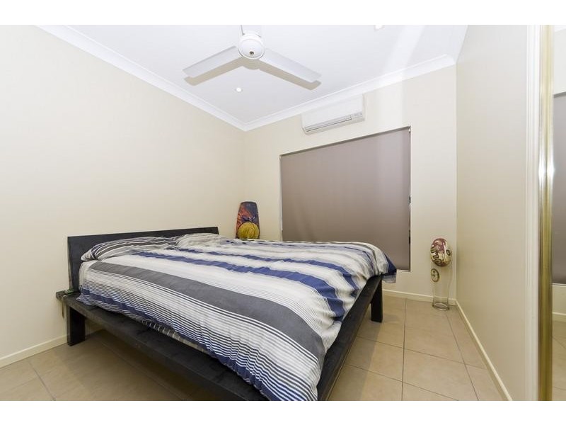 8 Mistletoe Close, Kamerunga QLD 4870