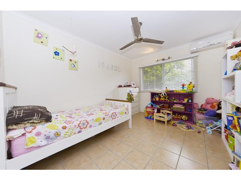 18 Gardenia Court, Mooroobool QLD 4870