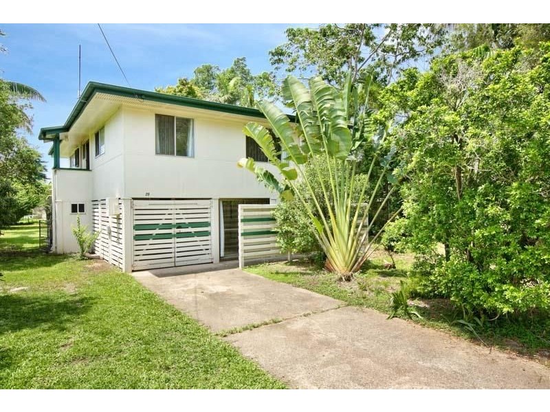 25 Headrick Street, Manunda QLD 4870