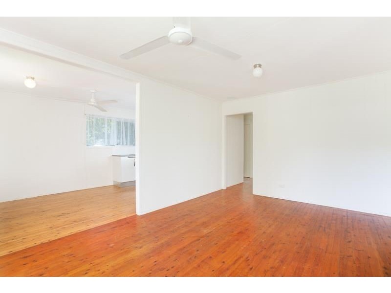 25 Headrick Street, Manunda QLD 4870