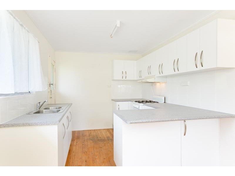 25 Headrick Street, Manunda QLD 4870