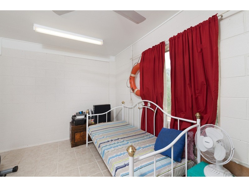 15 Irene Street, Earlville QLD 4870