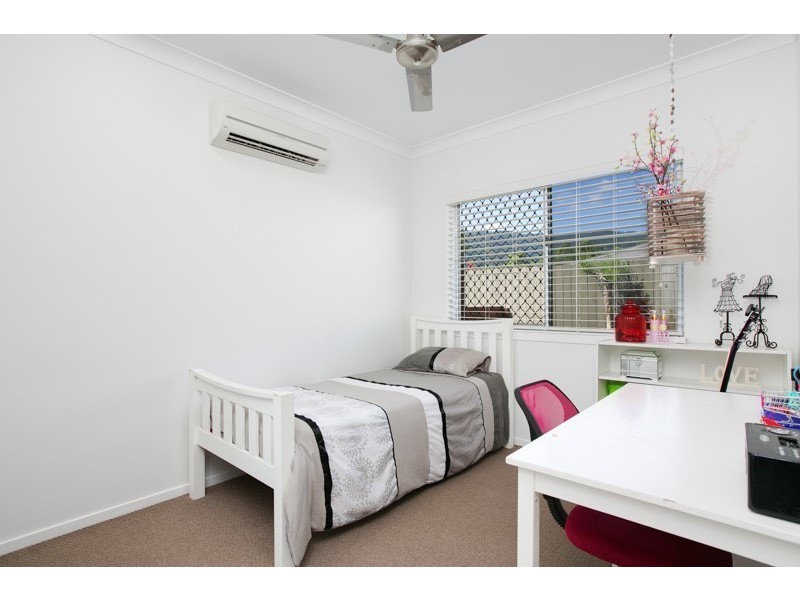 11 Charnley Avenue, Bentley Park QLD 4869