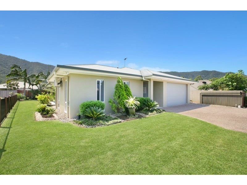 11 Charnley Avenue, Bentley Park QLD 4869