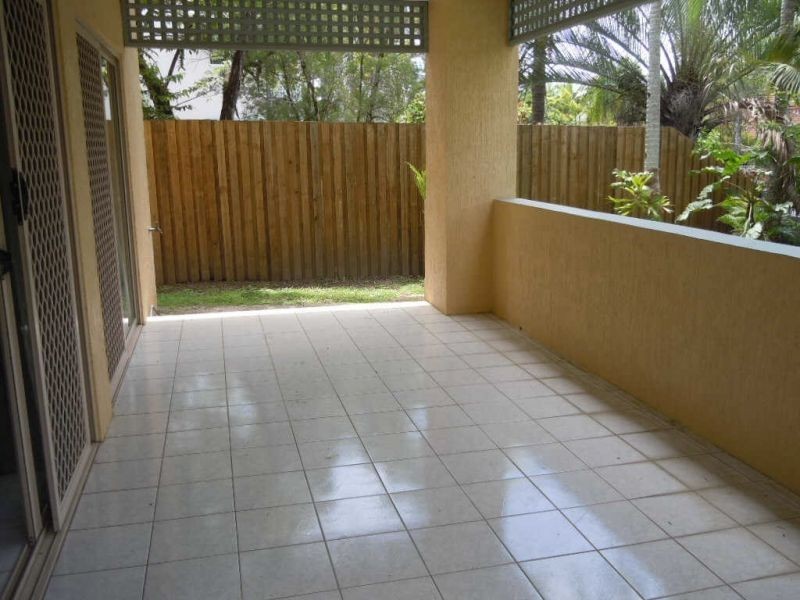 1/2 Springfield Crescent, Manoora QLD 4870