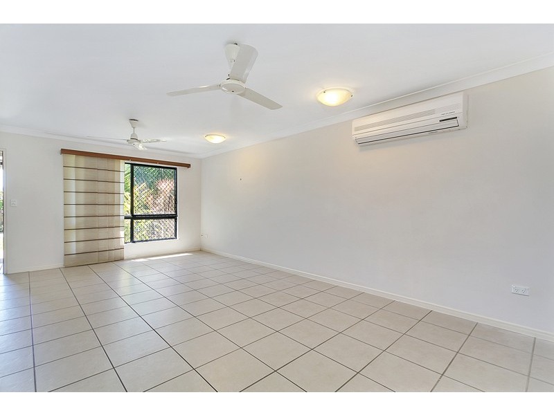 7 Starr Close, Bentley Park QLD 4869