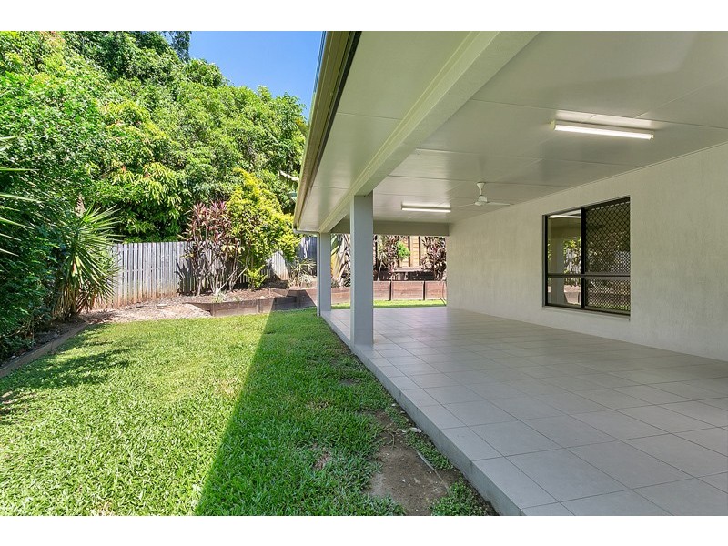 7 Starr Close, Bentley Park QLD 4869