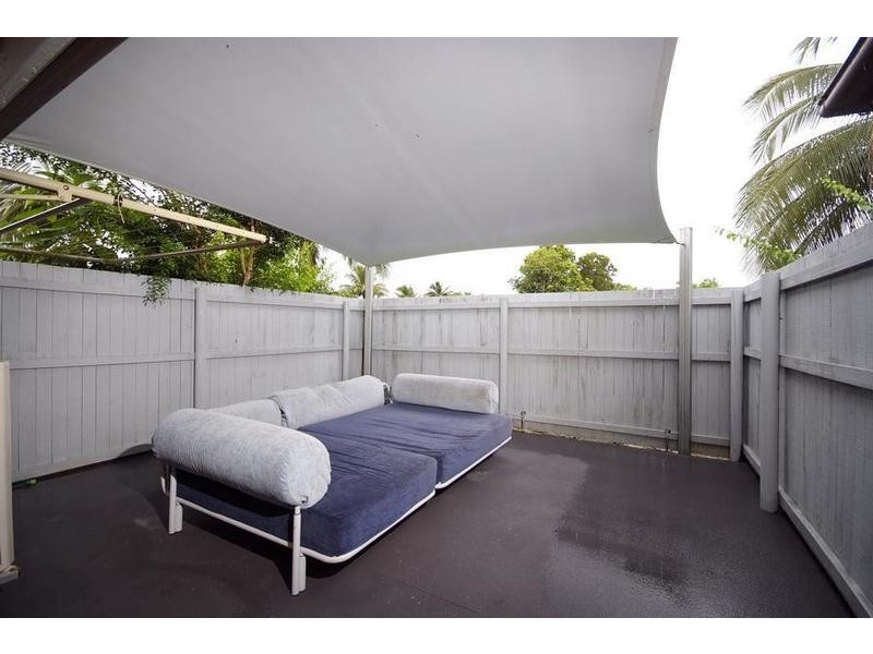 25/404 McCoombe Street, Mooroobool QLD 4870