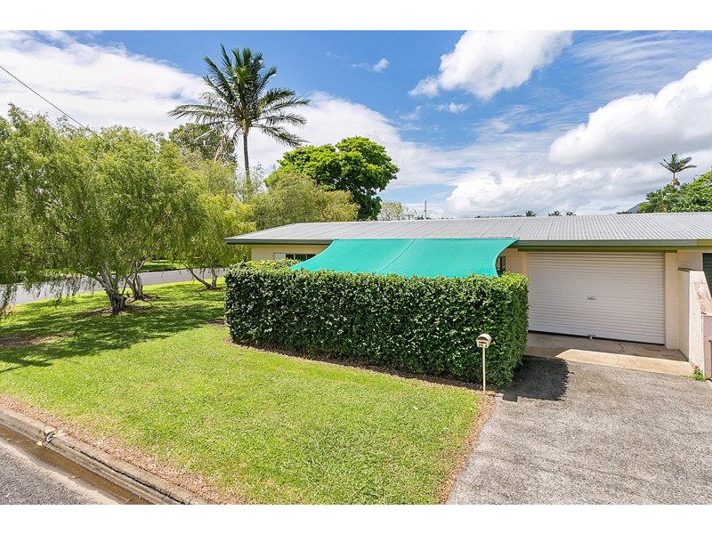 1/25 Armbrust Street, Manoora QLD 4870